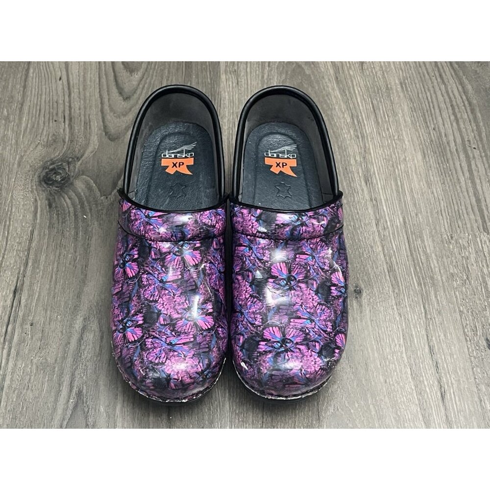 RARE DANSKO XP PATENT LEATHER PINK/BLUE PRINT CLOG 38 - Picture 2 of 13
